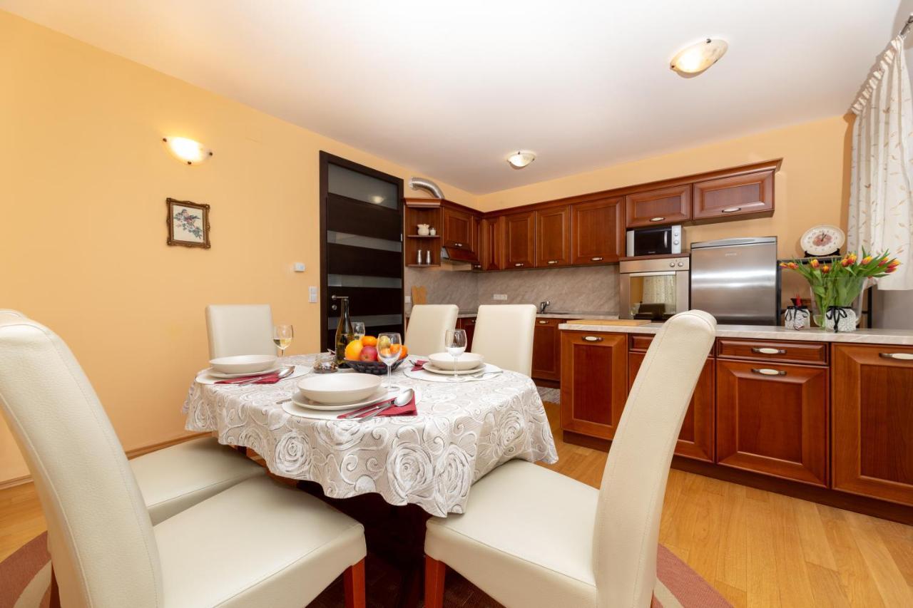 Golden Hope 4+1 Apartment Krk Krk Town Dış mekan fotoğraf